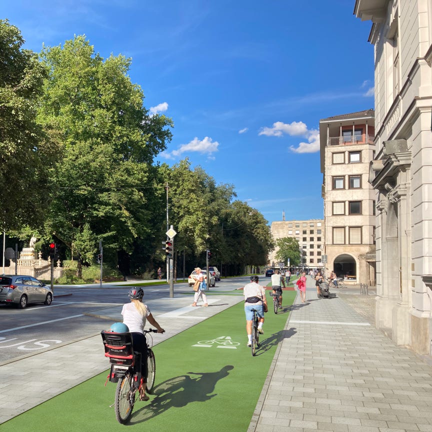 Cgi: Schwarz Weiss Villa